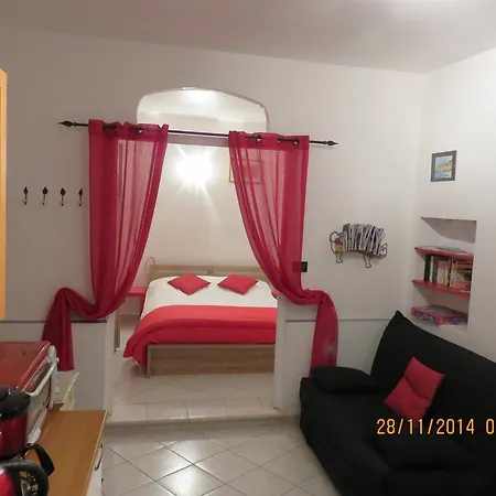Vieux Apartment Menton